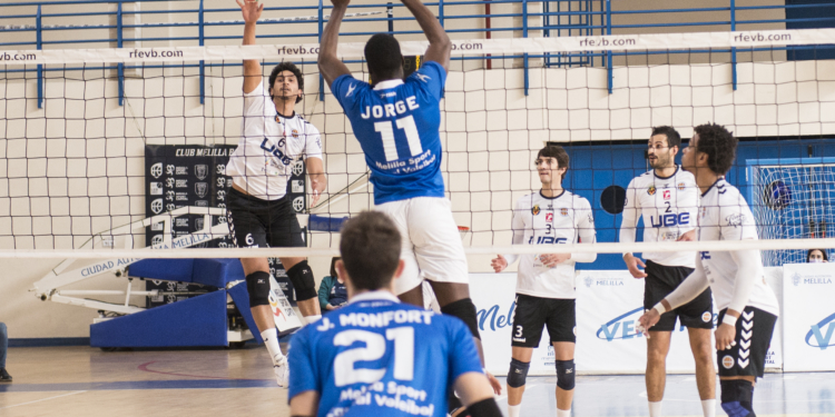 Partido melillense para enmarcar