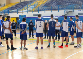 El presidente visita a la primera plantilla
