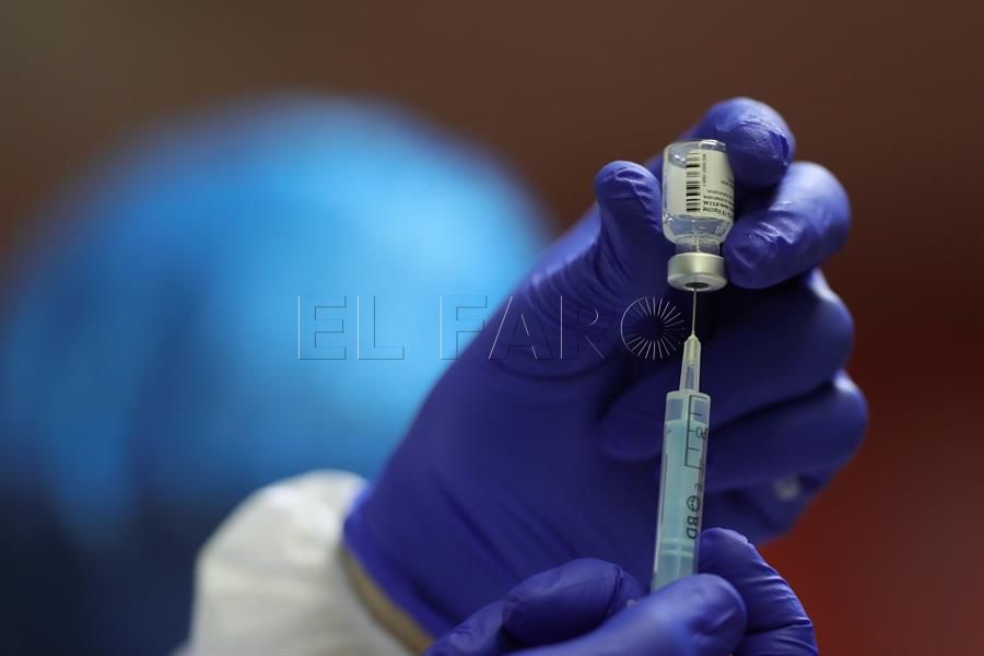 Melilla es la primera región en administrar el 100% de las vacunas disponibles