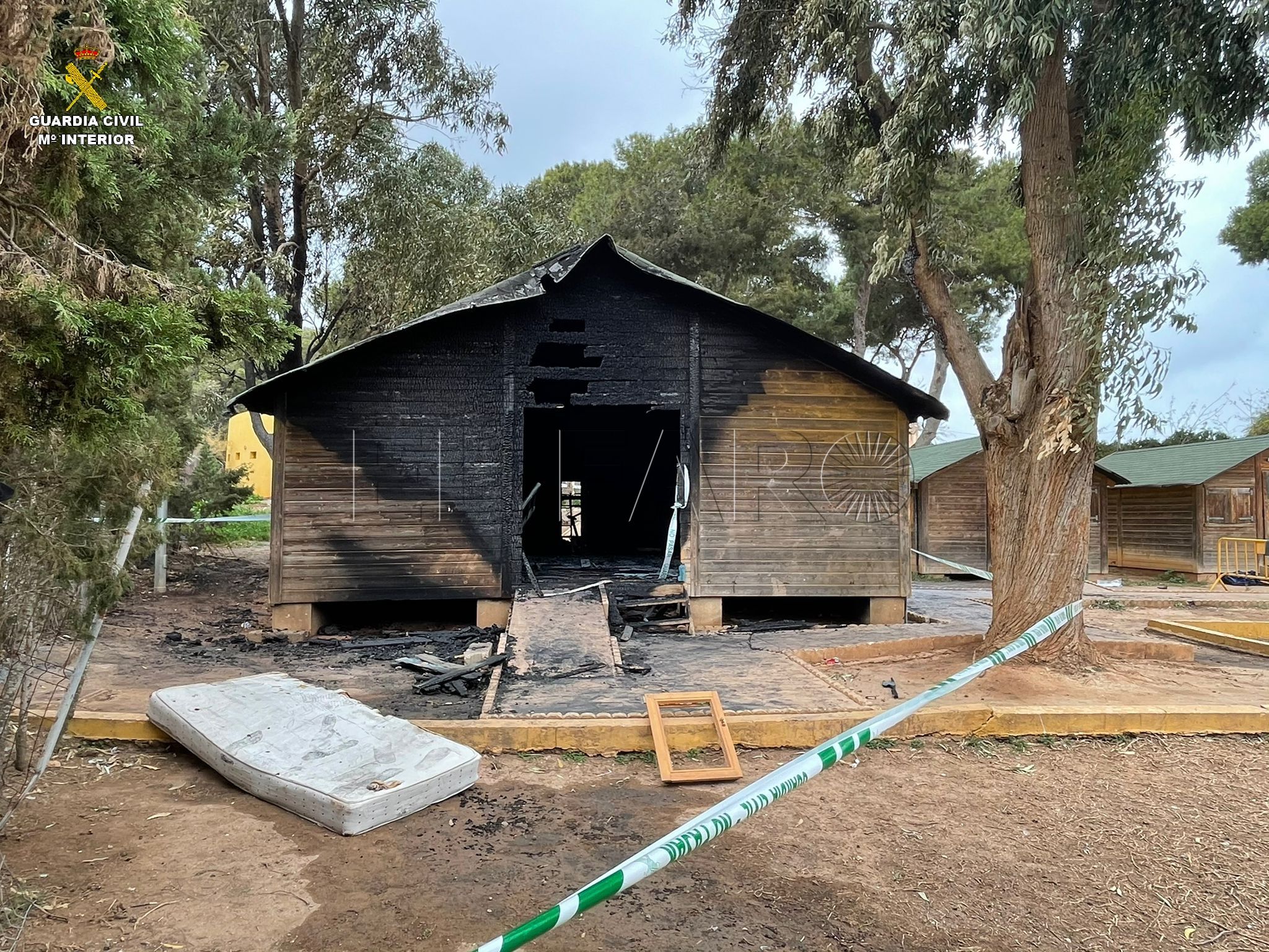 La Guardia Civil detiene a los presuntos autores del incendio ocasionado en Rostrogordo