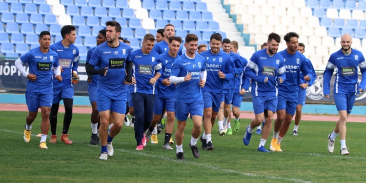 Los unionistas vuelven al trabajo en una semana sin competición