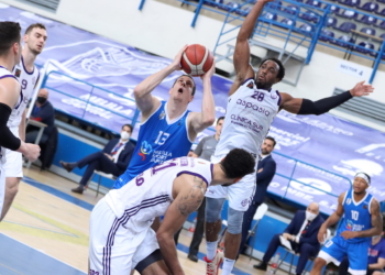 Los melillenses jugaron, en momentos puntuales, unos buenos minutos de baloncesto ante los murcianos.