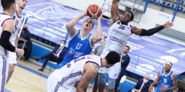 Los melillenses jugaron, en momentos puntuales, unos buenos minutos de baloncesto ante los murcianos.