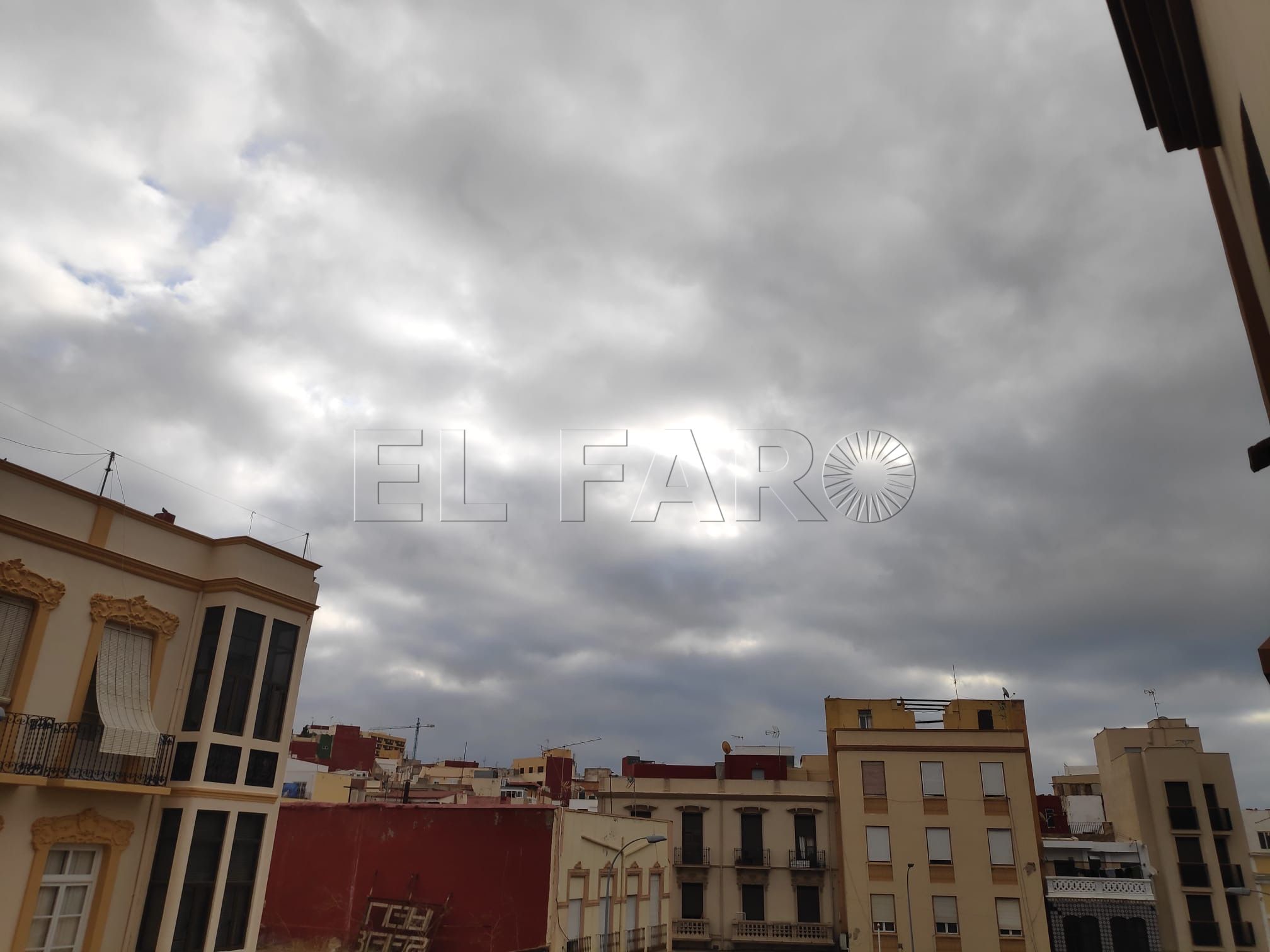 cielo nublado