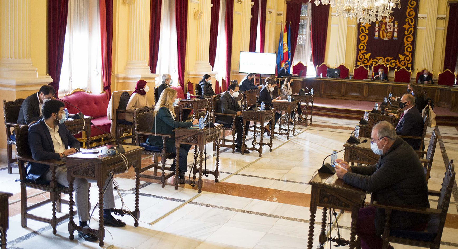 Treviño acusa a Vox de ocultar en una moción su rechazo al aborto o la eutanasia