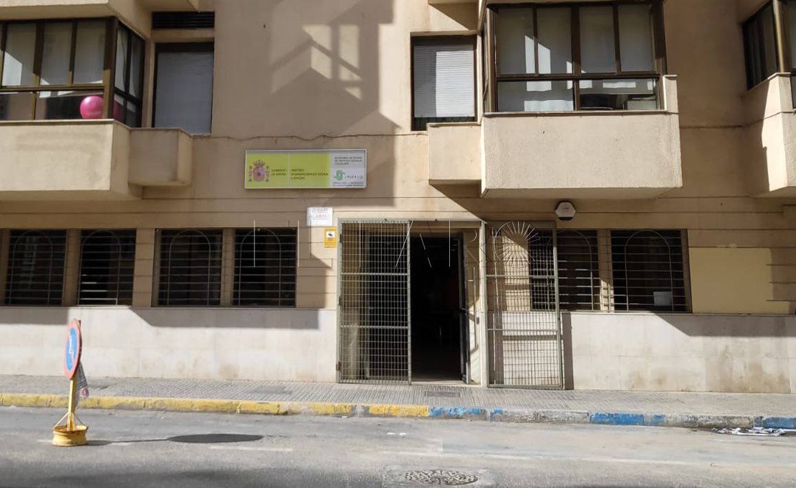 Comienza la vacunación de las personas mayores de 80 años y dependientes