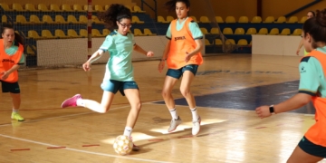 Sesión de entrenamiento en el Lázaro Fernández.
