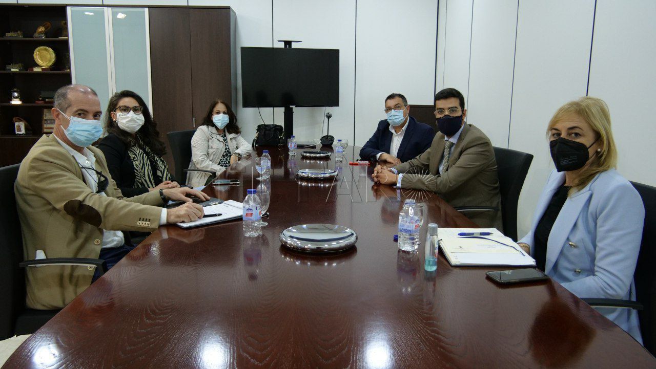 La consejera de Servicios Sociales de Ceuta visita Melilla para conocer el funcionamiento de los centros sociales