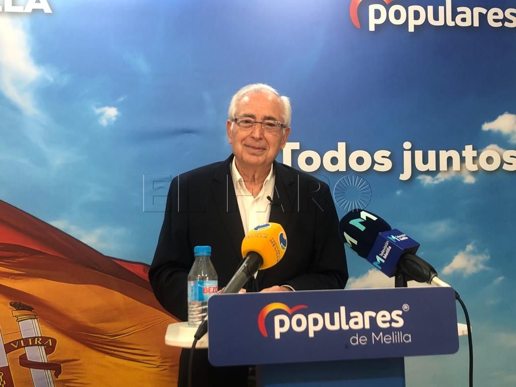 Imbroda ve “un interés raro” o “algo oculto” que está impidiendo que se pueda crear el hospital modular