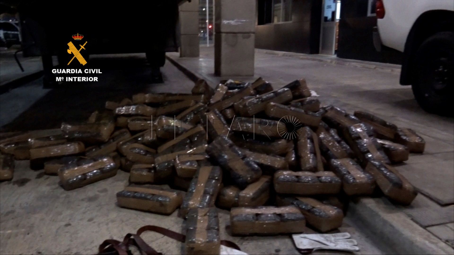 Cuatro detenidos de una red que llevaba droga de Melilla a Málaga en camiones