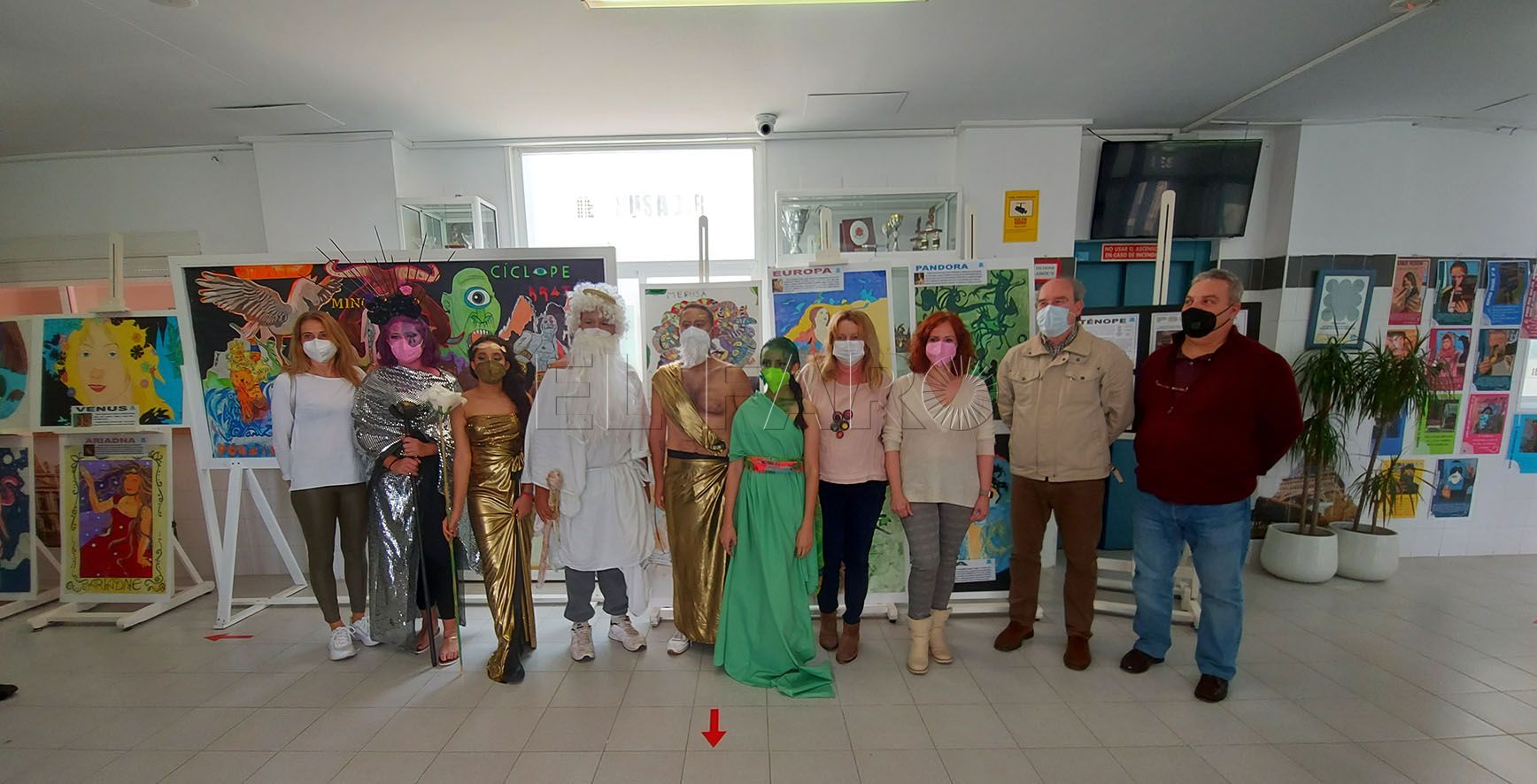 El IES Rusadir analiza la figura femenina en la mitología por el Día del Libro