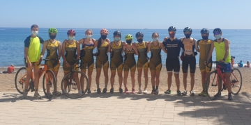 Integrantes de la expedición del Club Atlético Melilla.