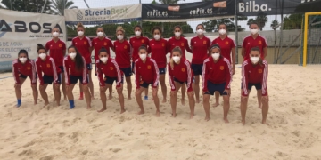 Integrantes de la Selección Española de Fútbol Playa que están realizando una concentración en la Costa del Sol con vistas a preparar la nueva temporada de competiciones.