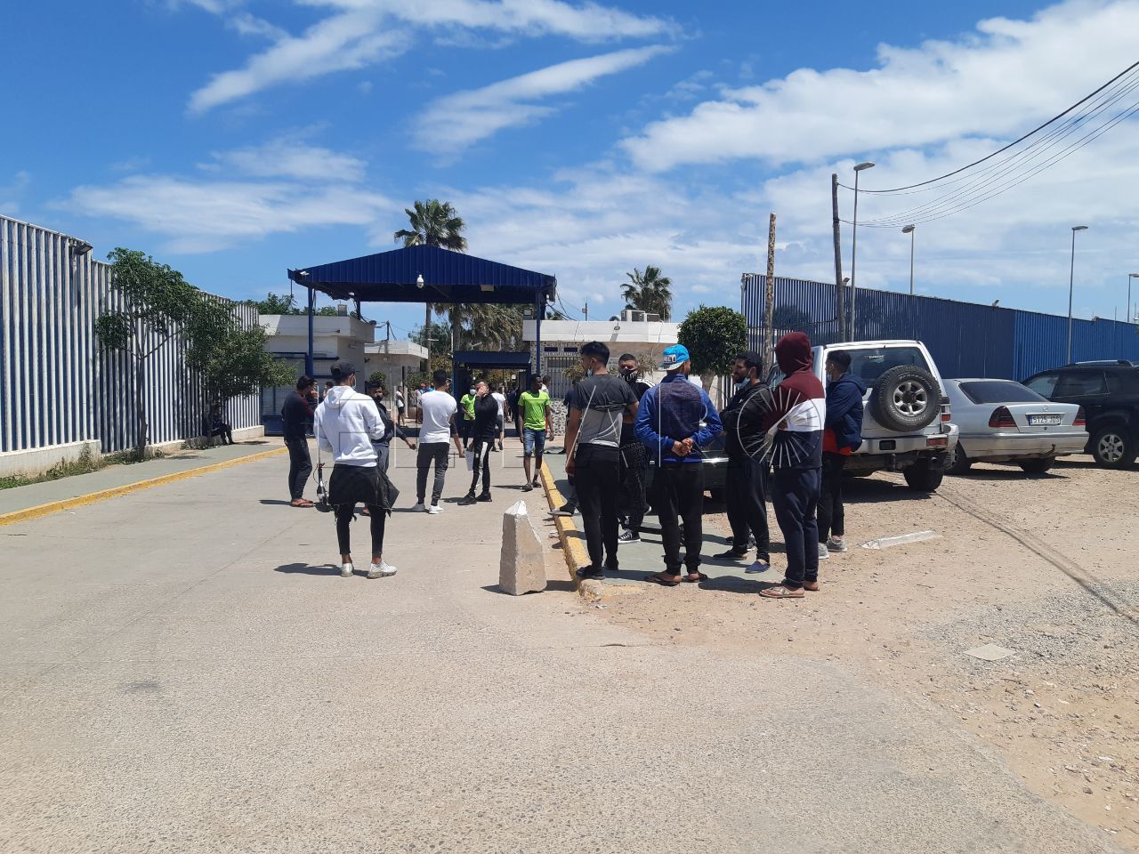 Suspendido el traslado a la península de 126 tunecinos de Melilla