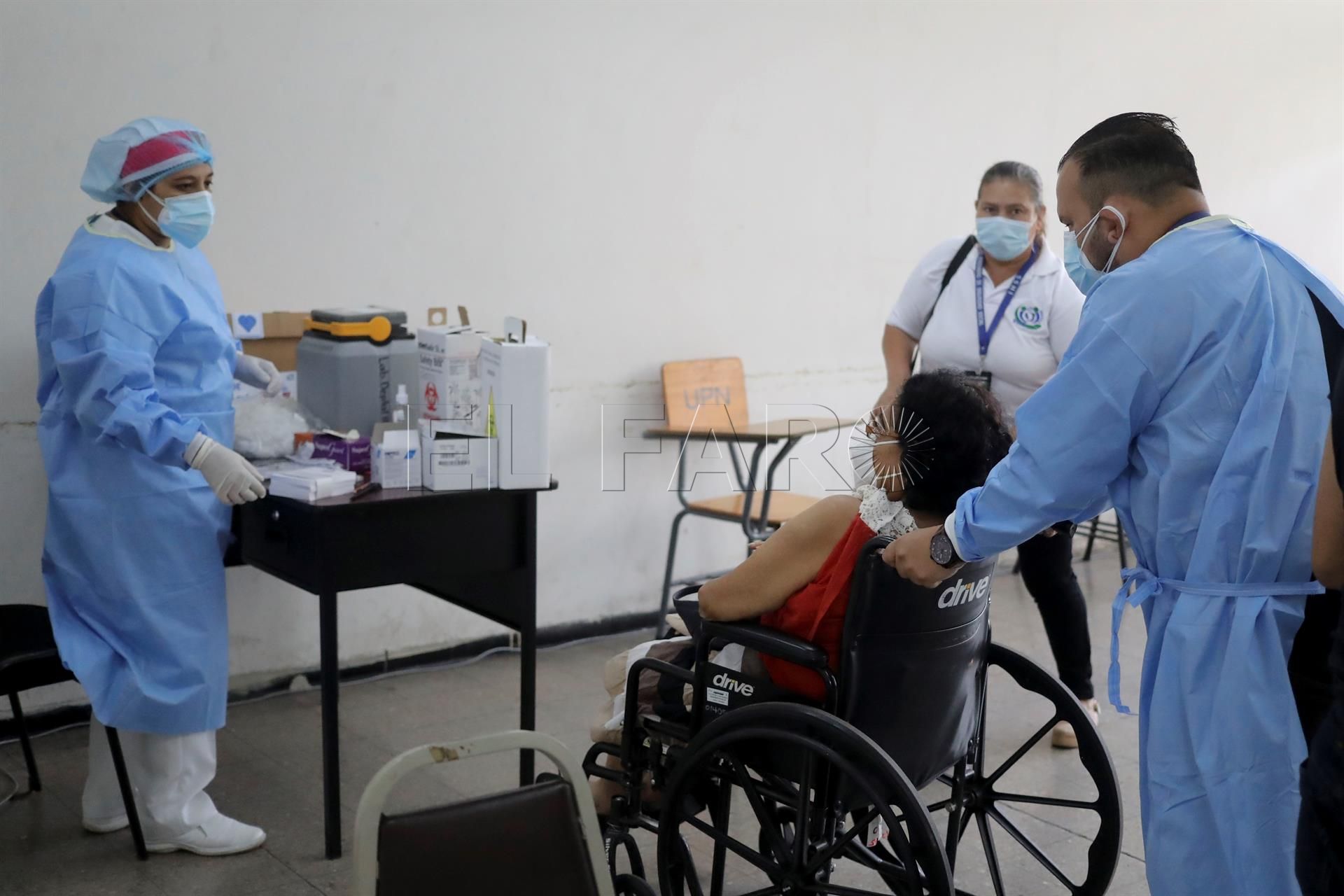 Descienden ligeramente los casos activos de coronavirus en Melilla