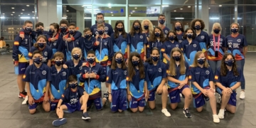 La expedición de la Federación Melillense de Baloncesto, con los dos combinados que van a representar a Melilla en el XXXIII Campeonato de España de Selecciones Autonómicas de Minibasket, partieron anoche de nuestra ciudad.
