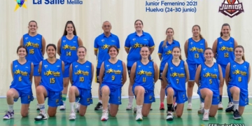 Formación del conjunto lasaliano femenino que representará a Melilla en el Nacional que se celebra en Huelva.