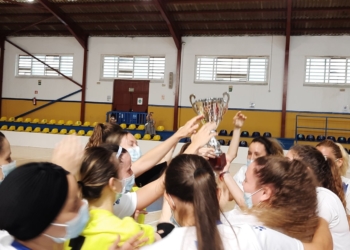 La Peña Santillana se proclama campeona de fútbol sala femenino