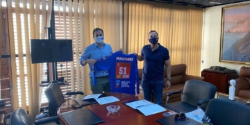 Rachid Al Lal, en el momento de la firma del acuerdo.