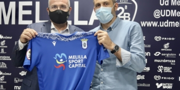El presidente del club junto al nuevo entrenador