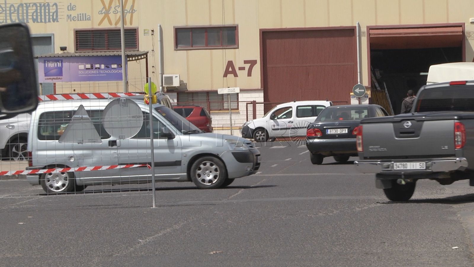 Muere un trabajador tras desplomarse el tejado de una nave que estaba reparando