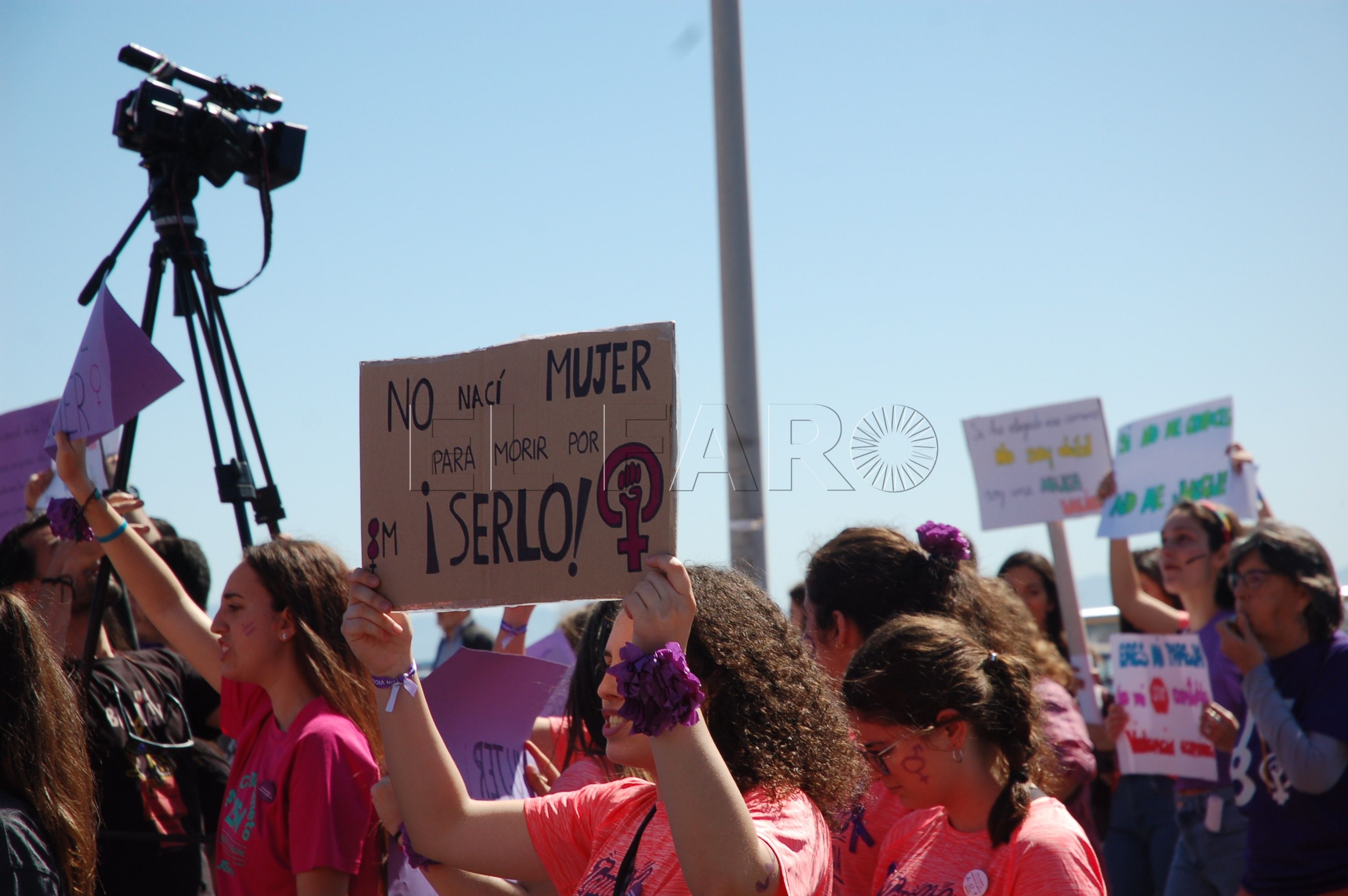 Mayo registra cinco casos activos menos de violencia de género que en abril de este año