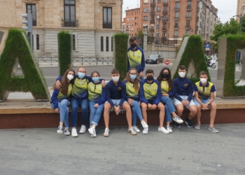 Algunos de los jóvenes triatletas locales, en una de sus competiciones a nivel nacional.