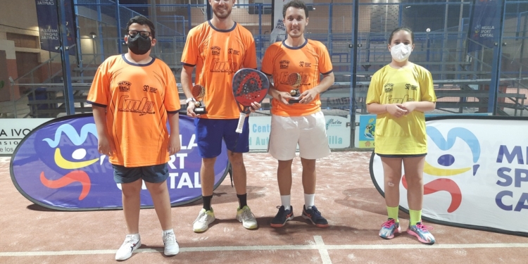 Marta Fernández y Verónica Aznar junto a Capilla y Díaz-Otero, ganadores