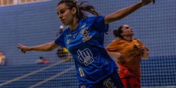 La jugadora brasileña llega a las filas del conjunto melillense con las ideas muy claras y con el objetivo de hacer una gran temporada y ganar títulos.