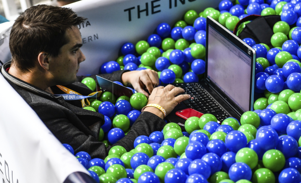 Diccionario para una pandemia. Tomo X-III