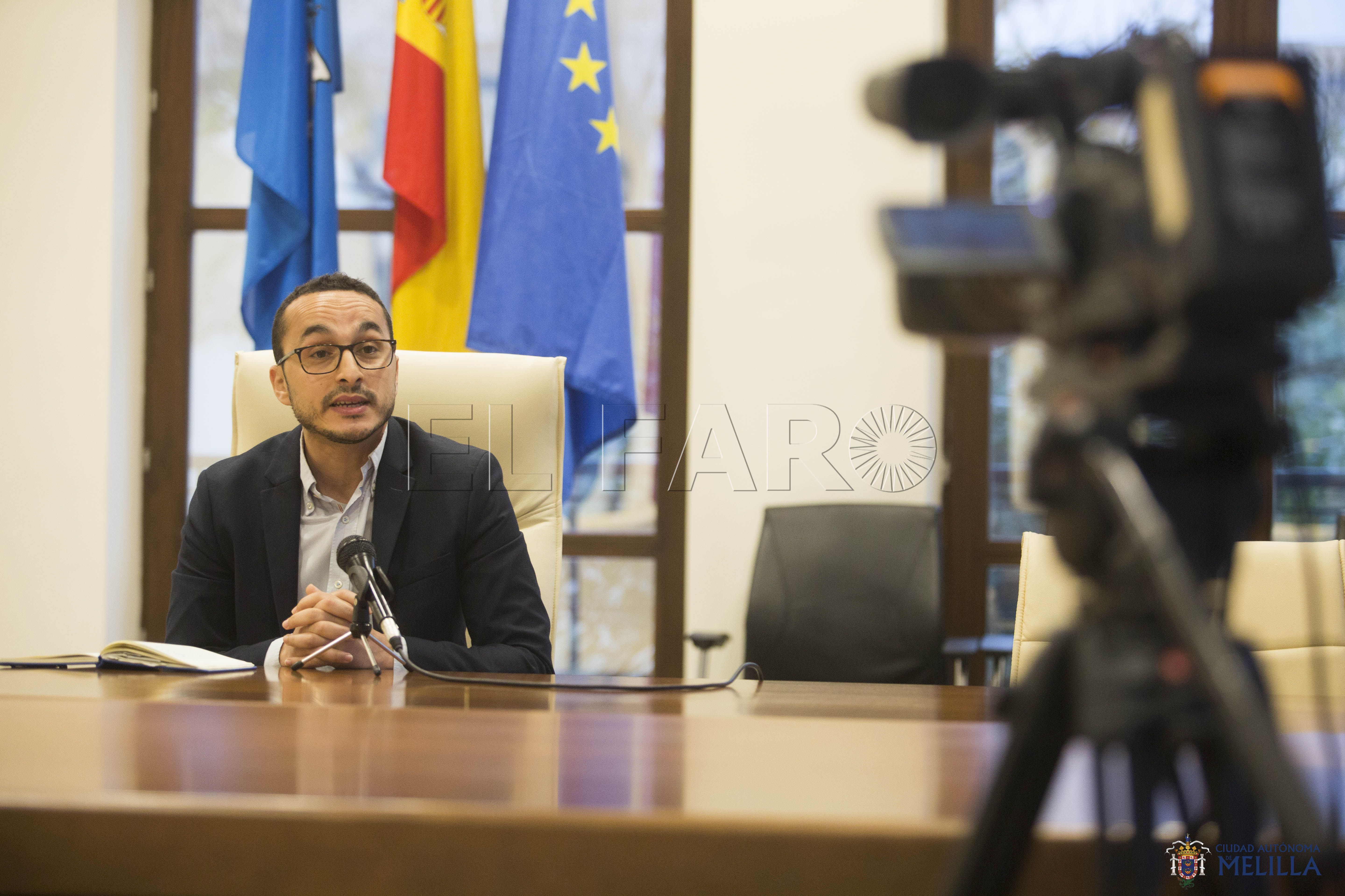 La emisión de certificados COVID en Melilla avanza a la par que la vacunación