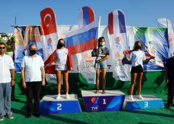 La rusa Darria Bannaya se subió a lo más alto del podio, acompañada por la turca Meve Vatan, como subcampeona, y por Louisa Schmidt, de Países Bajos, como tercera clasificada.