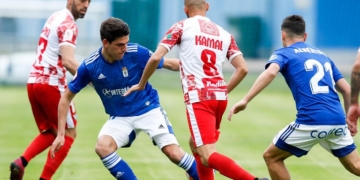David Amez en un encuentro con el filial del Real Oviedo de la pasada temporada.