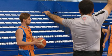 El jugador melillense no disfrutó de muchos minutos el pasado curso pero es todo un referente en el equipo colegial.