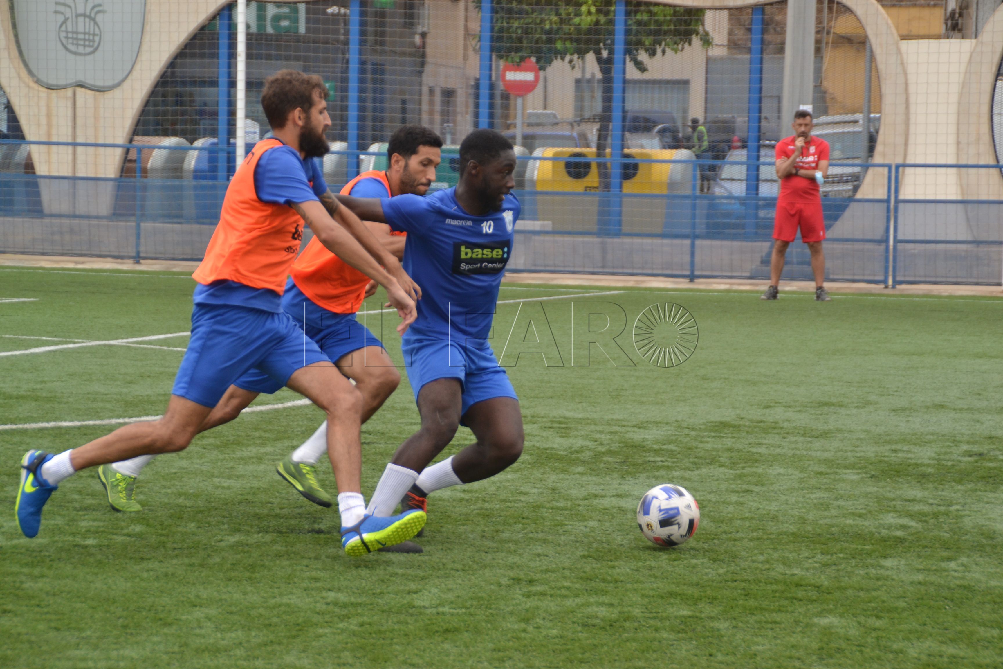 El balón cobra más protagonismo en los entrenamientos