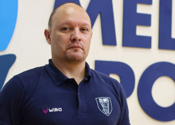 El entrenador del Melilla Sport Capital Baloncesto, Arturo Álvarez, concedió ayer una entrevista en la que se refirió a todos los aspectos de su equipo y de la pretemporada.