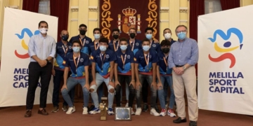 Tras su 2º puesto en el Campeonato de España, el juvenil del MSC Virgen de la Victoria fue recibido por las autoridades.