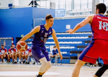 Sergio Curbelo en acción, durante el Campeonato de España Junior disputado el pasado mes de junio y en el que alero canterano rindió a un gran nivel.