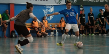 Una de las jugadas de la escuadra melillense en el torneo malagueño.
