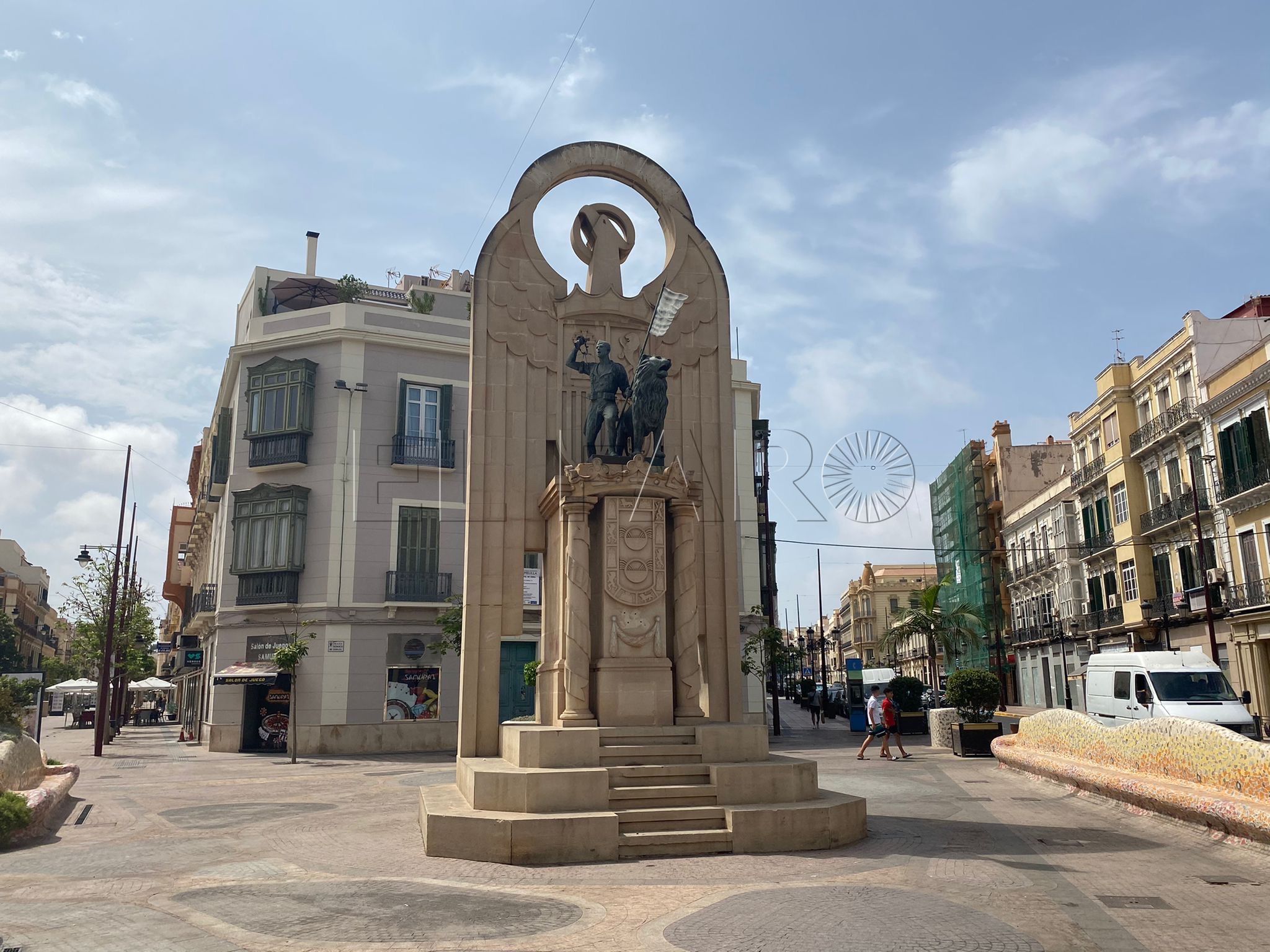 Vox convoca una concentración contra la retirada del monumento a los Héroes de España