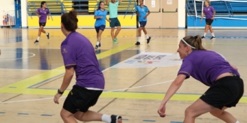 La futbolista andaluza, en el trabajo diario junto al resto de sus compañeras.