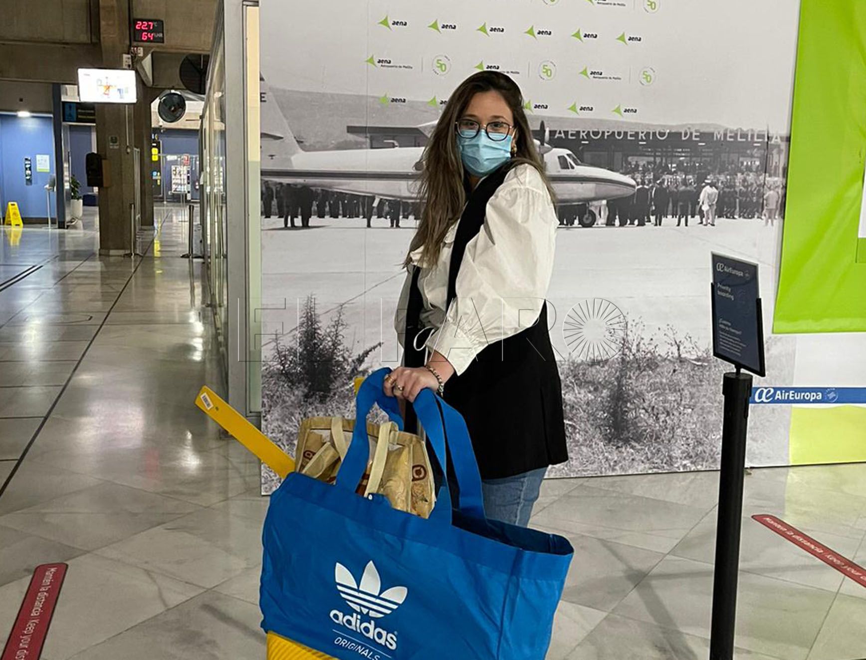 De Melilla a París para aprender a diseñar y coser alta costura