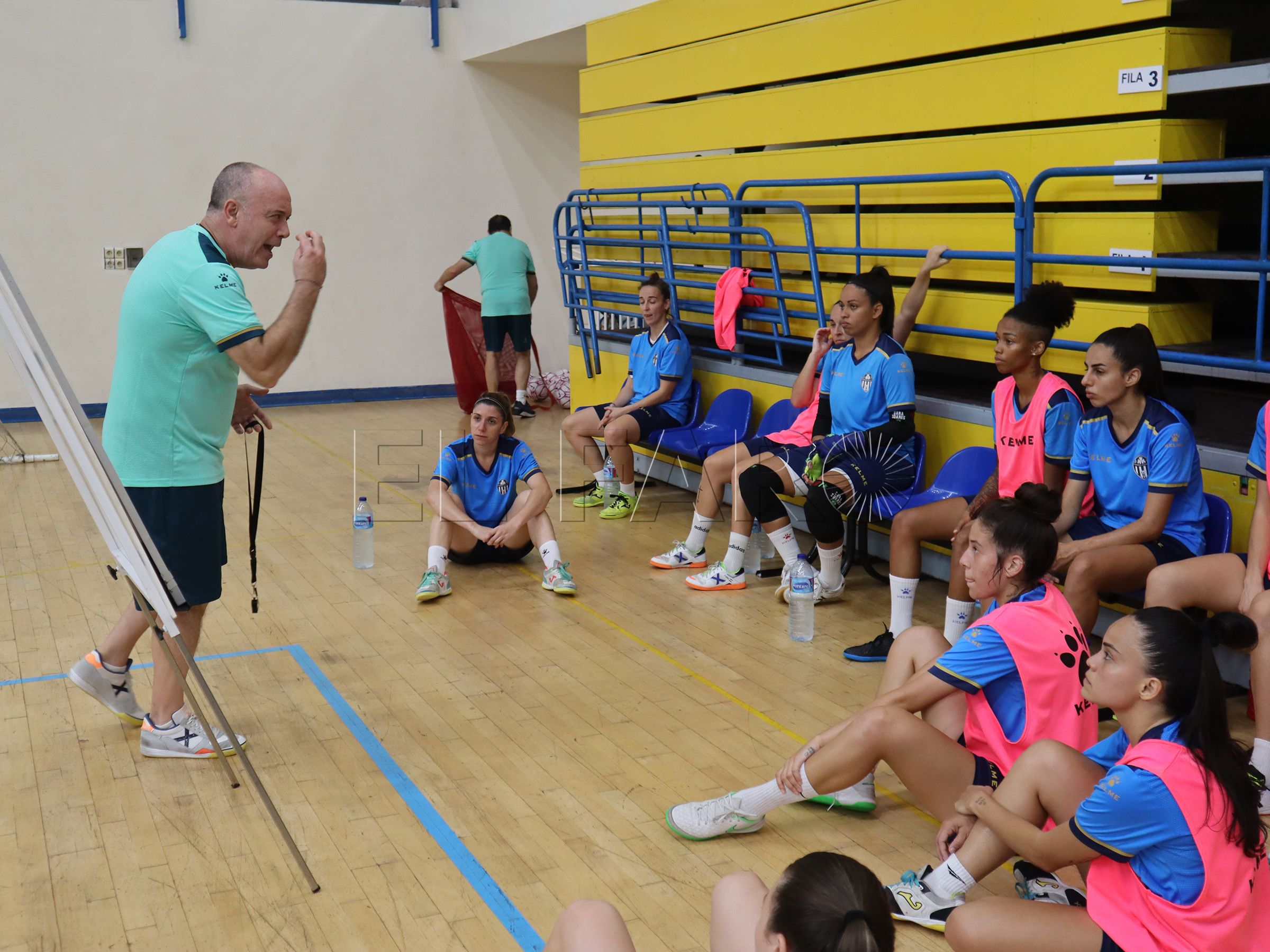 Duelo de Primera para remontar el vuelo