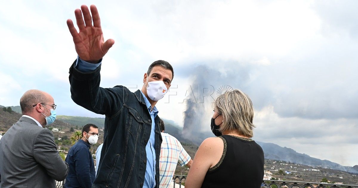 Pedro Sánchez le toca la cara a Marruecos