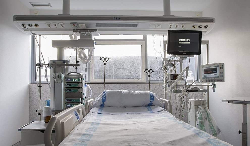 Bajan los contagios de covid en los jóvenes, pero Melilla sigue en riesgo alto