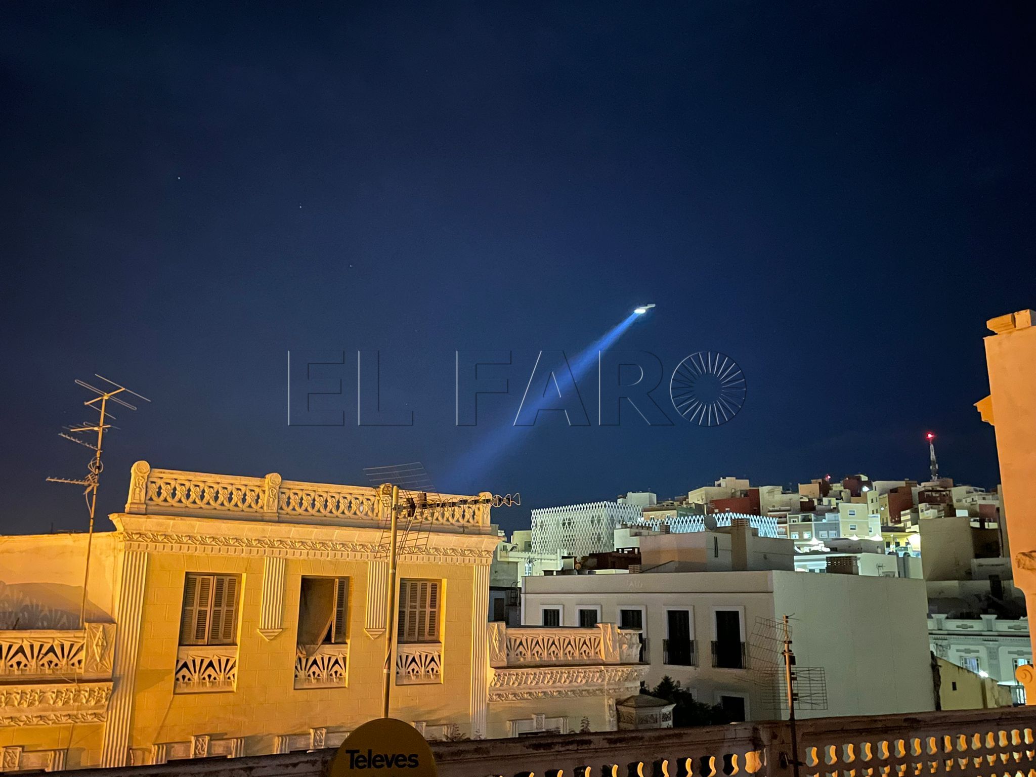 Salto a la valla de Melilla: 50 inmigrantes intentan entrar y 10 lo logran