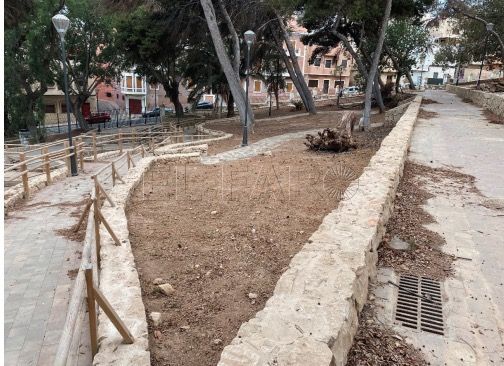Recuperación paisajística en Parque Lobera de Melilla tras los daños por las obras