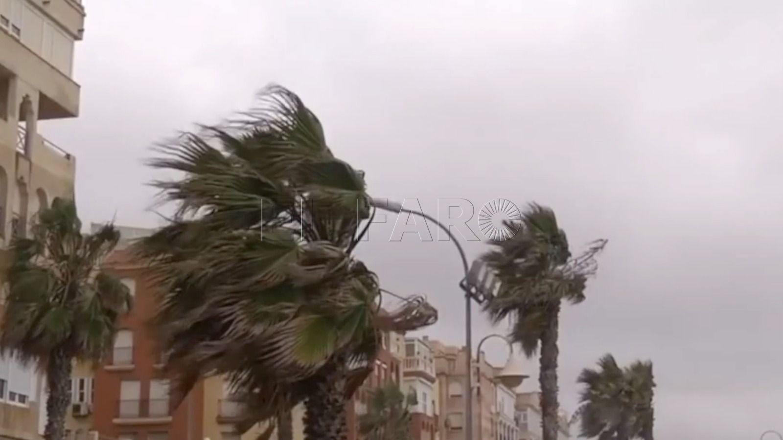Aviso amarillo en Melilla por vientos de hasta 70 kilómetros por hora y olas de 3 metros
