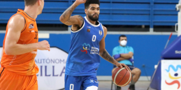 El alero norteamericano del Decano asegura que se van a enfrentar a un C.B. Prat que es un equipo joven, con talento y que puede jugar duro.