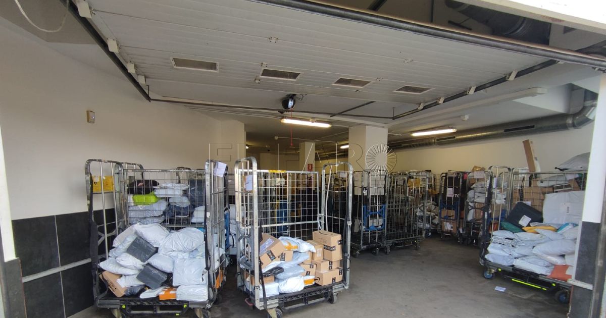 Sindicatos de Correos en Melilla denuncian que están repartiendo ahora "lo del Black Friday"